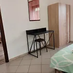 Superior, 3 And 2 Bathrooms Vorgesetzter Maria Sea View, 100-150m To شقة