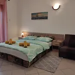 شقة Superior, 3 And 2 Bathrooms Vorgesetzter Maria Sea View, 100-150m To