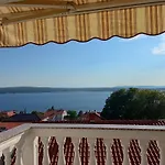 Superior, 3 And 2 Bathrooms Vorgesetzter Maria Sea View, 100-150m To *