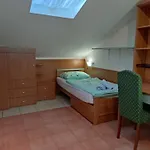 Superior, 3 And 2 Bathrooms Vorgesetzter Maria Sea View, 100-150m To شقة *