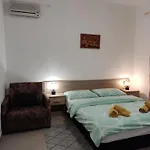 Superior, 3 And 2 Bathrooms Vorgesetzter Maria Sea View, 100-150m To Апартаменты Драмаль
