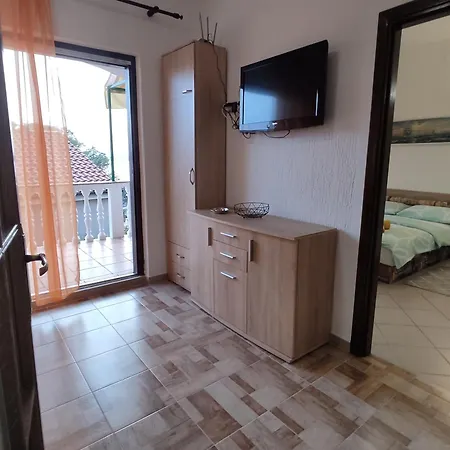 Superior, Vorgesetzter Maria Sea View, 2 Bathrooms 100-150m To * Dramalj