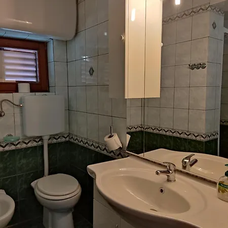 Superior, Vorgesetzter Maria Sea View, 2 Bathrooms 100-150m To Dramalj